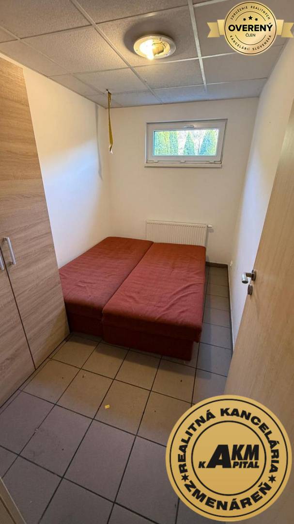 Sale Building, Building, Píla, Lučenec, Slovakia