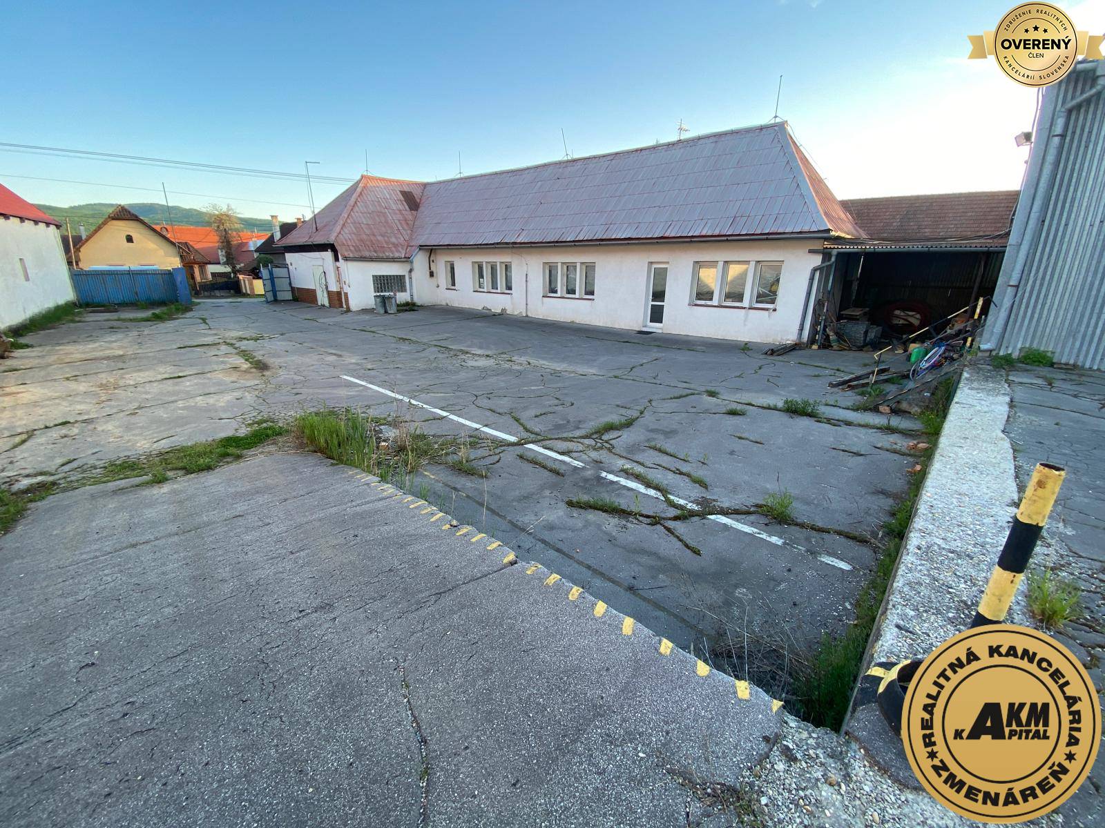 Sale Storehouses and Workshops, Storehouses and Workshops, Slovenského