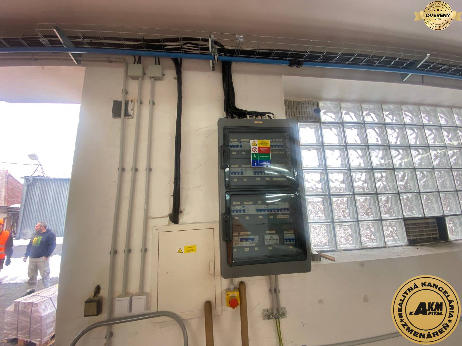 Sale Storehouses and Workshops, Storehouses and Workshops, Slovenského