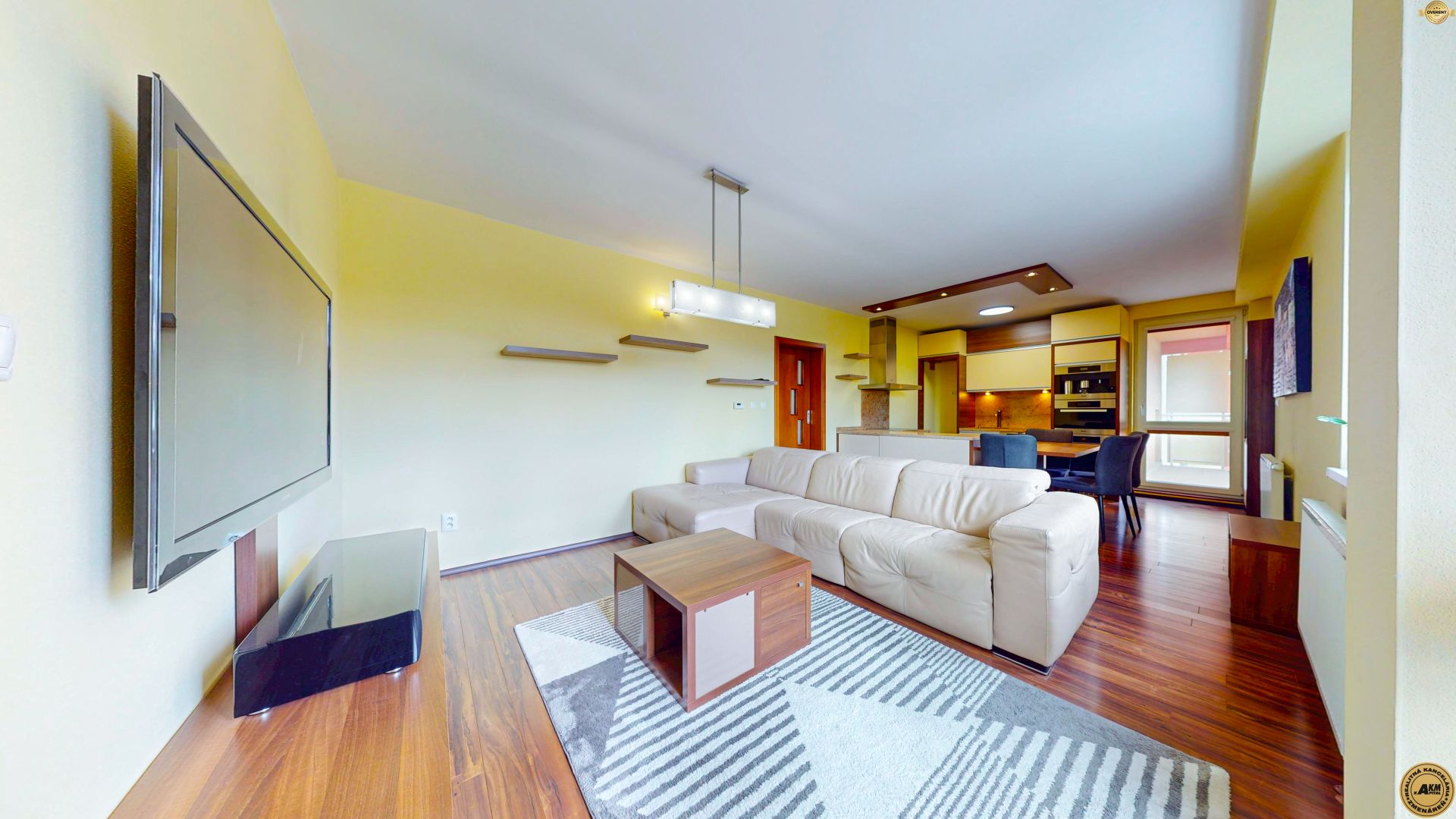 3-room apartment 90m² 2 x balcony Banská Bystrica CENTER