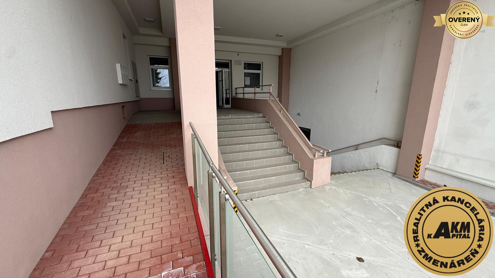Sale Commercial premises, Commercial premises, Smrekova, Zvolen, Slova