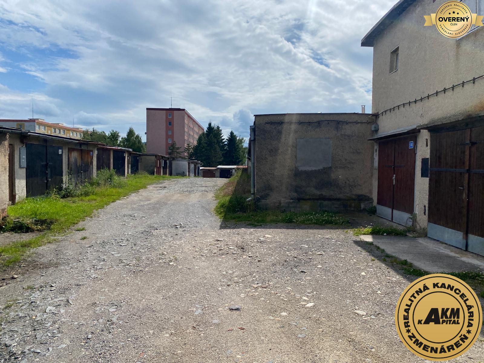 Sale Garage, Garage, Prachatická, Zvolen, Slovakia