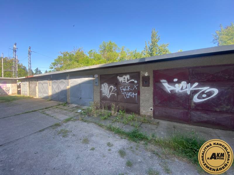 Sale Garage, Garage, J.C. Hronského, Zvolen, Slovakia