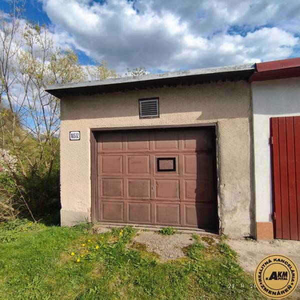 Sale Garage, Garage, Prachatická, Zvolen, Slovakia