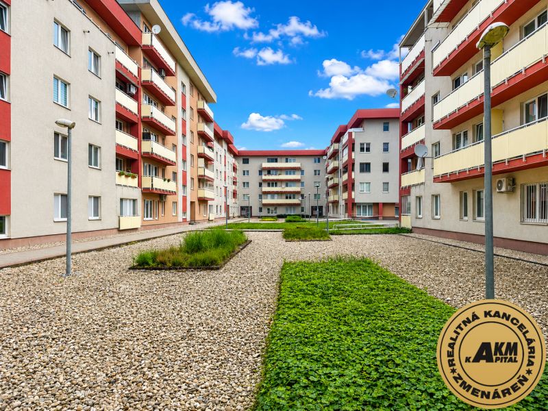 Sale Two bedroom apartment, Two bedroom apartment, Bakossova, Banská B