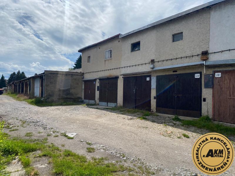 Sale Garage, Garage, Prachatická, Zvolen, Slovakia